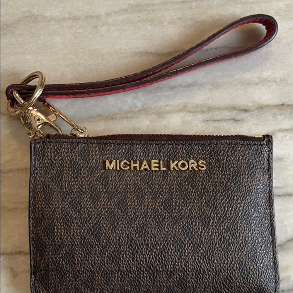 michael kors wristlet